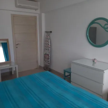 Two Storey With Sea View In A With Pool * 博德鲁姆